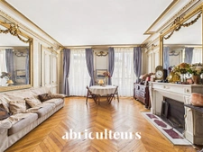 Vaste appartement de charme,  Élégance parisienne – 130 m², 5 pièces - Paris 10 (Porte Saint-Denis)