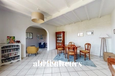 CHATILLON / QUARTIER LASEGUE-ROISSYS, LIMITE CLAMART- MAISON<span></span>6 PIECES<span></span>4 CHAMBRES<span></span>155 M2<span></span>TERRAIN 274 M2<span></span>990.000 €