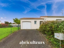 A Bouguenais, maison  4 pièces de plain pied avec jardin et garage