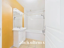 A Bouguenais, maison  4 pièces de plain pied avec jardin et garage