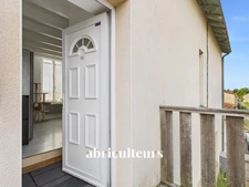 T3 en duplex avec terrasse à Pont ST Martin