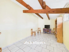 Maison plain pied plus studio à Saint-Sébastien – Quartier Familial et Verdoyant