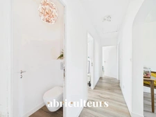 Aux Sorinières, Belle maison familiale plus studio possible