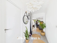 Aux Sorinières, Belle maison familiale plus studio possible