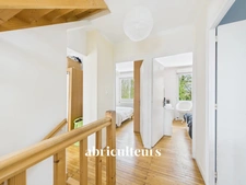 Charmante maison des années 50, 4 chambres avec jardin