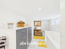 Aux portes de Nantes,  belle Nantaise  bien rénovée de 148 m2