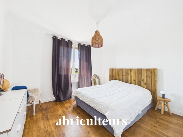 A Pornic, quartier recherché, belle nantaise, 5 chambres , à 5 mn de la plage