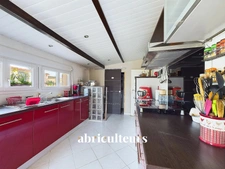 Maison ancienne rénovée à fort potentiel