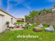 A Bouguenais, maison  4 pièces de plain pied avec jardin et garage