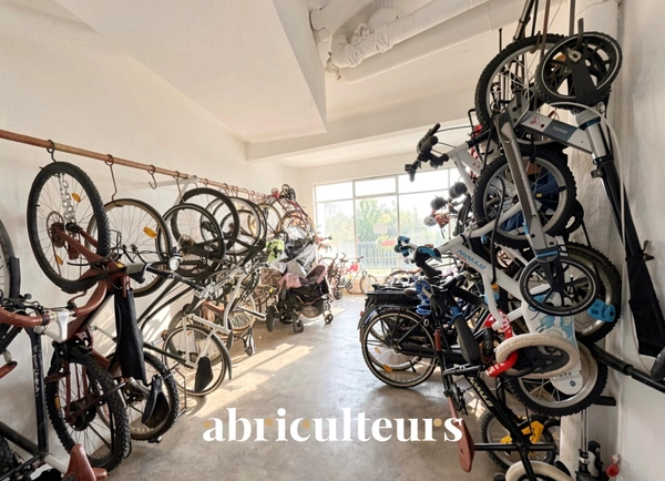 APPARTEMENT T3 REFAIT A NEUF<span></span>55M2<span></span>SANS VIS A VIS<span></span>PROCHE COMMODITÉS