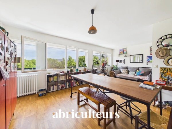 Appartement entièrement rénové sur les Bords de Marne à Maisons Alfort (94700)