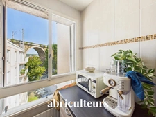 À SAISIR<span></span>3 pièces de 80m2<span></span>Dernier étage avec balcon à deux pas de la Marne