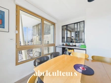Appartement exceptionnel de 119.0 m²<span></span>Avec extérieurs<span></span>Immeuble de 2019 prestigieux<span></span>Au pied du Métro