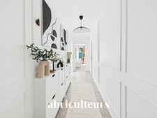 Appartement familial lumineux de 94 m² avec jardin de 89 m² et grande terrasse<span></span>Résidence récente et sécurisée à Drancy