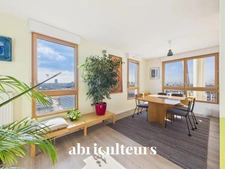 Appartement exceptionnel de 119.0 m²<span></span>Avec extérieurs<span></span>Immeuble de 2019 prestigieux<span></span>Au pied du Métro