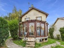 Maison à très fort potentiel de 130 m² - Quartier très recherché - Sur 3 niveaux - Villemomble