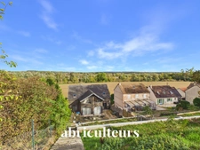 Maison d’architecte à la vente à Précy-sur-Marne, 77410