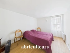 Duplex de caractère de 93 m² avec extérieur et beaux volumes