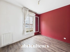 Splendide Appartement de 86.0 m²<span></span>Grands extérieurs<span></span>Résidence récente et sécurisée<span></span>Face à la Seine<span></span>Au pied du Tramway