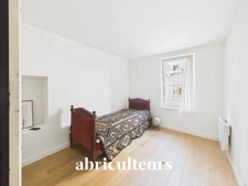 Duplex de caractère de 93 m² avec extérieur et beaux volumes