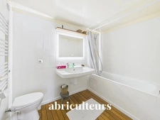 Duplex de caractère de 93 m² avec extérieur et beaux volumes