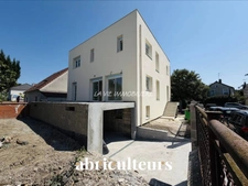 Splendide Maison de 224.0 m² habitables - Avec terrasse et jardin - A mettre à votre image