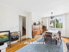 Maison à très fort potentiel de 130 m² - Quartier très recherché - Sur 3 niveaux - Villemomble
