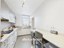 SUPERBE APPARTEMENT FAMILIAL<span></span>BALCON<span></span>PROCHE ÉCOLES ET METRO