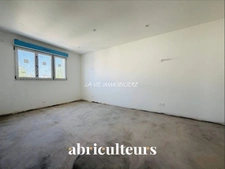 Splendide Maison de 224.0 m² habitables - Avec terrasse et jardin - A mettre à votre image