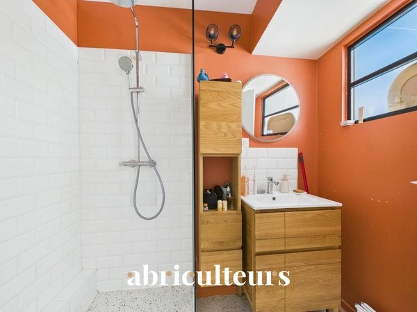 APPARTEMENT T3 REFAIT A NEUF<span></span>55M2<span></span>SANS VIS A VIS<span></span>PROCHE COMMODITÉS