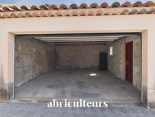 Maison familiale 130 m²<span></span>5 pièces<span></span>Jardin & terrasses  & garage double<span></span>Marseille 12e, Les Caillols