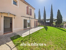 Maison familiale 130 m²<span></span>5 pièces<span></span>Jardin & terrasses  & garage double<span></span>Marseille 12e, Les Caillols