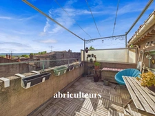 Charmant appartement T4 de 68,45m² avec terrasse à Pertuis (84120)