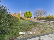 Charmante maison T4 avec possibilité d'aménagement, terrasses et jardin à Eguilles (13510)