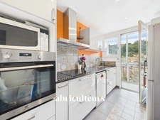 Appartement 4 pièces avec vérandas et cave à Bandol