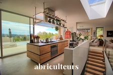 BIEN D'EXCEPTION | Aix-en-Provence : Villa Contemporaine d’Architecte avec Vue Panoramique