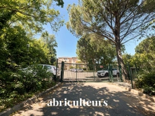 RARE: Charmant appartement de 85m² avec vue dégagée et terrasse de 31,78m²<span></span>Quartier Saint Mitre<span></span>Aix-en-Provence