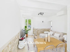 Rognes<span></span>Maison de charme rénovée avec terrasse et jardin privatif