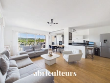 RARE: Charmant appartement de 85m² avec vue dégagée et terrasse de 31,78m²<span></span>Quartier Saint Mitre<span></span>Aix-en-Provence