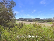 Charmante maison T3 de 66m² avec terrain et garages à Rognes 13840