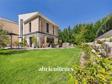 Maison contemporaine 111,6 m²  à Aix-en-Provence