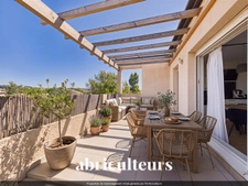 RARE: Charmant appartement de 85m² avec vue dégagée et terrasse de 31,78m²<span></span>Quartier Saint Mitre<span></span>Aix-en-Provence