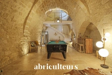 Chef-d'oeuvre historique rénové en maison T5 de 260m²<span></span>13840 Rognes