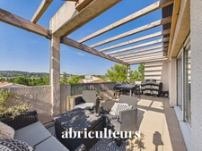 RARE: Charmant appartement de 85m² avec vue dégagée et terrasse de 31,78m² - Quartier Saint Mitre - Aix-en-Provence