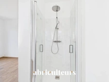 Charmante maison T4 avec possibilité d'aménagement, terrasses et jardin à Eguilles (13510)