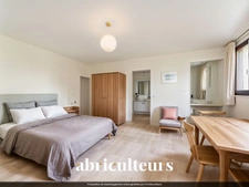 Charmante maison T6 de 180m² sur un terrain d' 1 hectare m² à vendre à Rognes (13840)