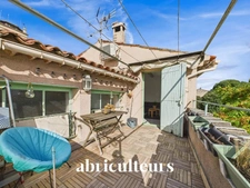 Charmant appartement T4 de 68,45m² avec terrasse à Pertuis (84120)