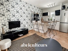 Magnifique propriété  de 235m² avec piscine, et dépendances à Rognes 13840