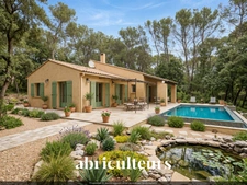 Maison T4 fort potentiel avec terrain de 10 000m² à Rognes 13840