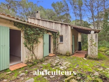 Maison T4 fort potentiel avec terrain de 10 000m² à Rognes 13840